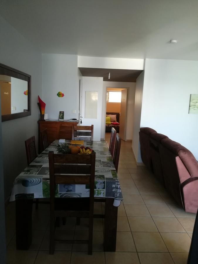 Appartement Meuble De Tourisme Saint Pierre Exteriör bild